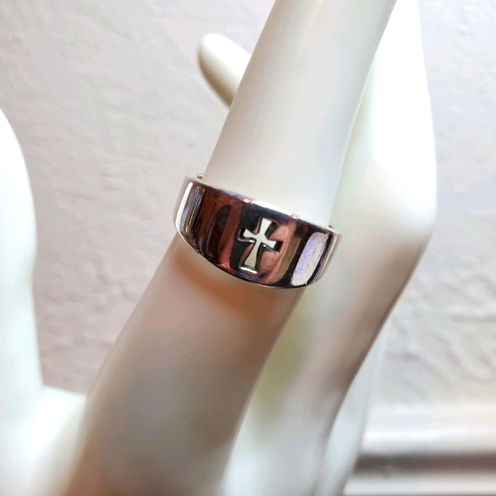 James Avery Narrow Crosslet Ring Size 7